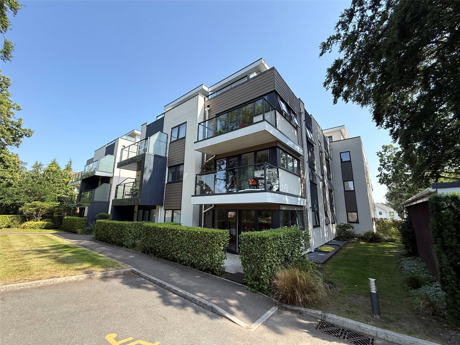 Bournemouth Road, Parkstone, Poole, Dorset, BH14 Image 1