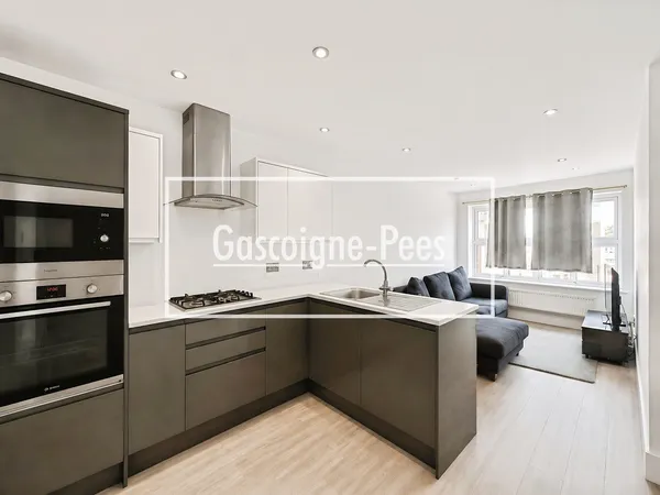 Victoria Road, Aldershot, GU11