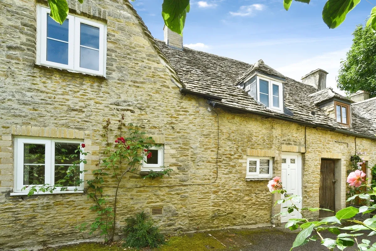 Hall Farm Cottages, Little London, Lechlade