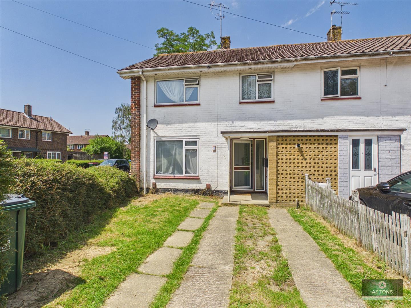 Kestrel Close, Langley Green Image 1