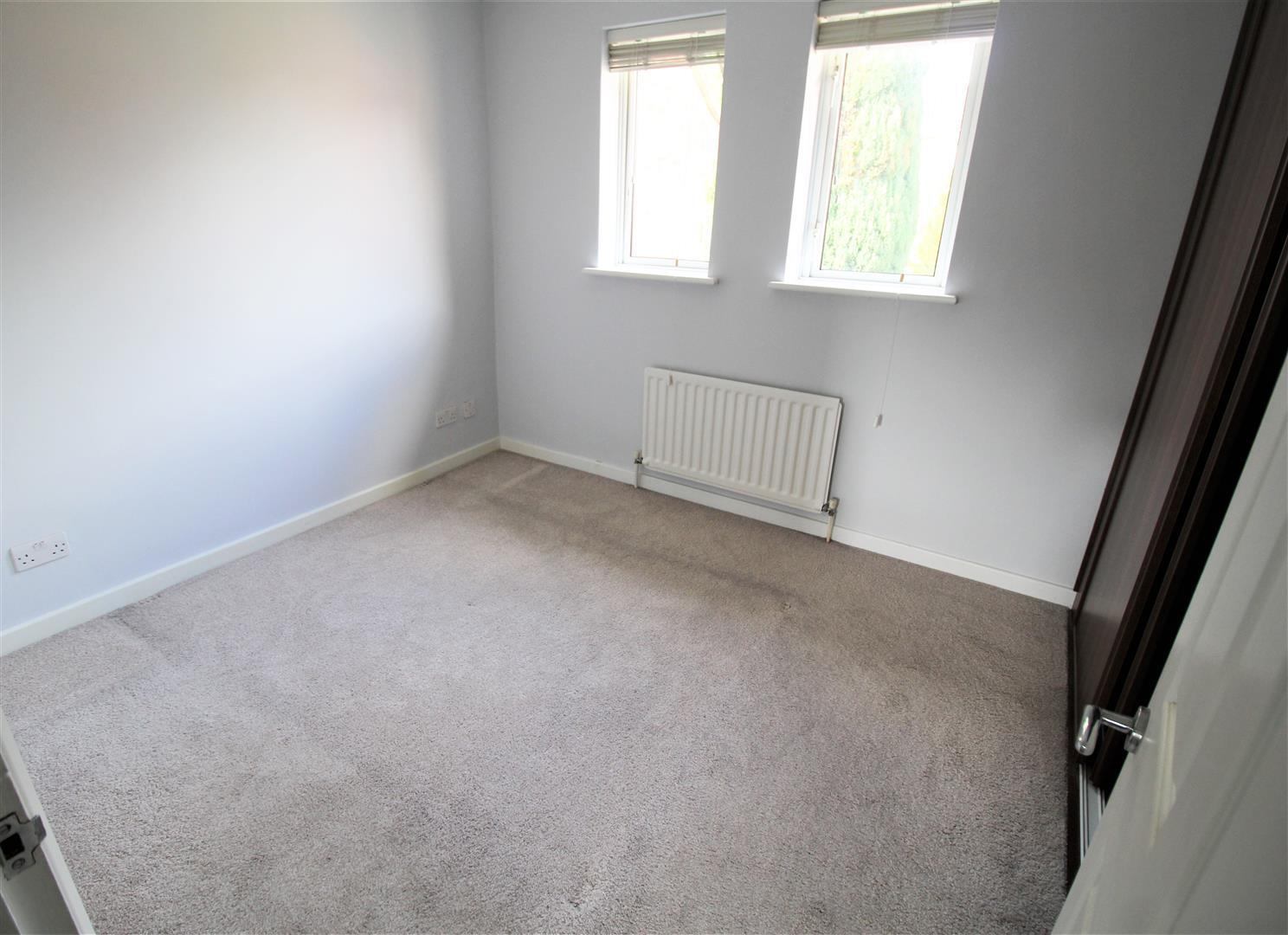 Gorse Close, Tollgate Hill Image 10