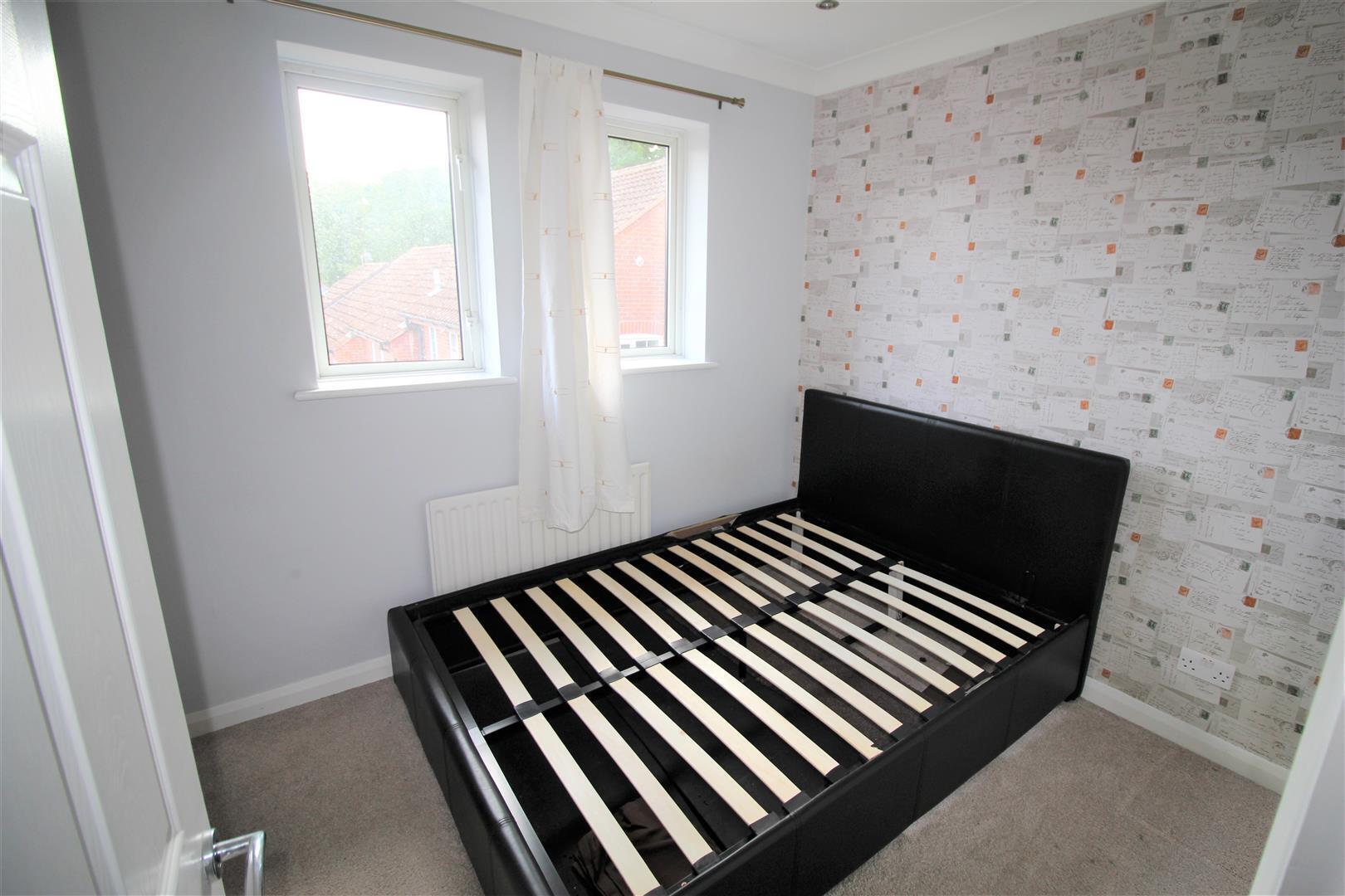 Gorse Close, Tollgate Hill Image 12