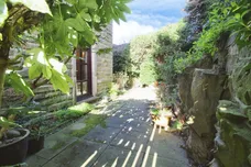 Harthill Lane, Gildersome, LEEDS