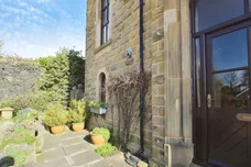 Harthill Lane, Gildersome, LEEDS
