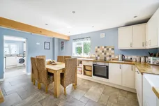 Alkerton Road, Eastington, GL10 photo 3
