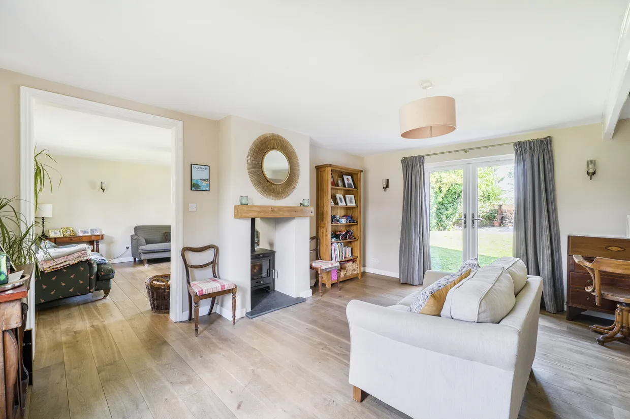 Alkerton Road, Eastington, GL10 photo 5