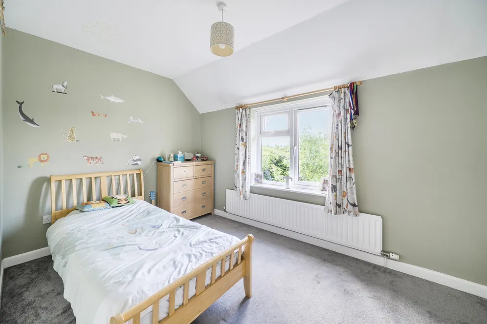 Alkerton Road, Eastington, GL10 photo 12