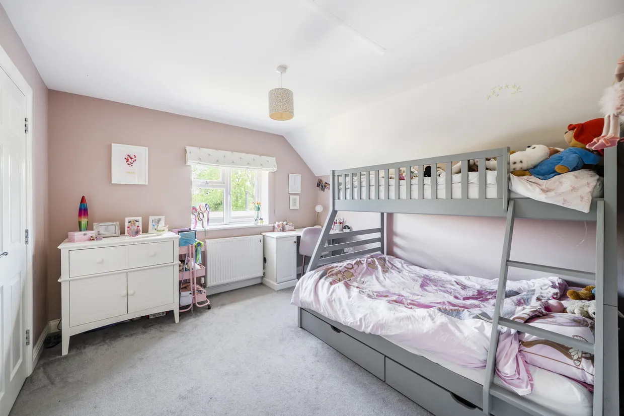 Alkerton Road, Eastington, GL10 photo 13