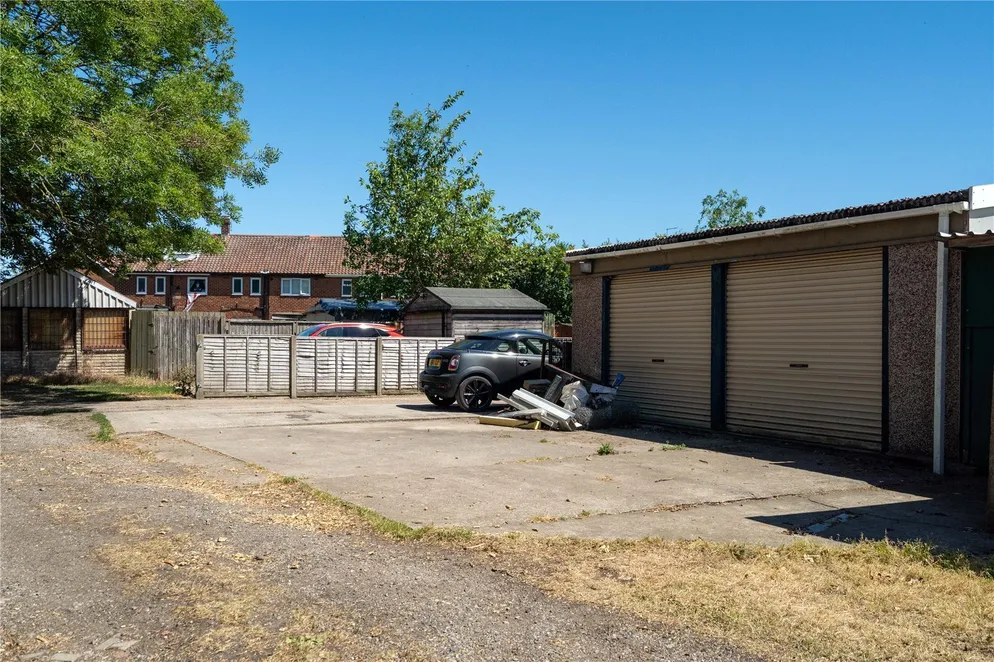 Property carousel item 24