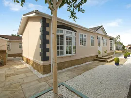 Cedar Crescent, Stepps, Glasgow thumb 2