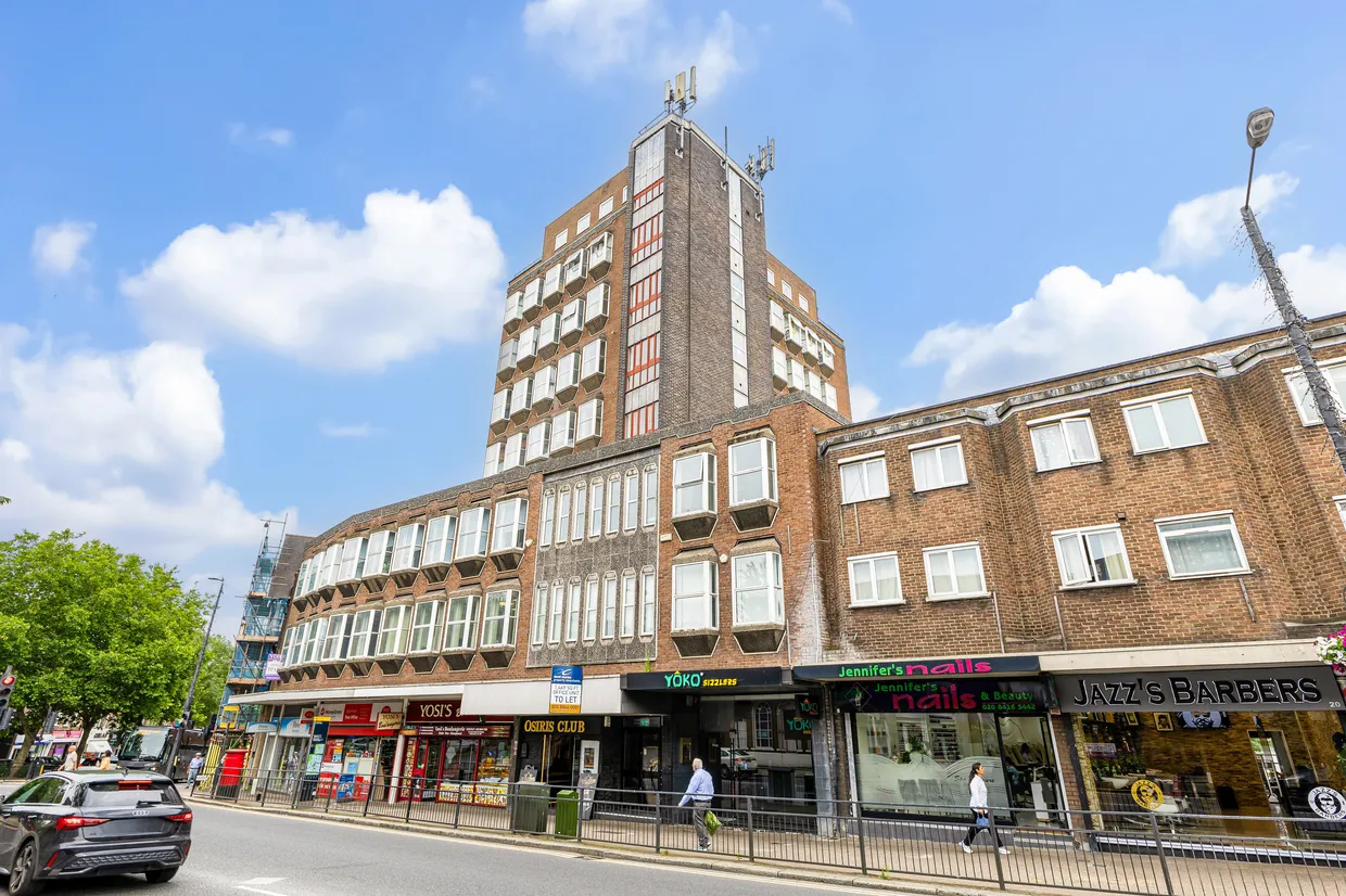 Church Road, Stanmore, HA7 photo 1