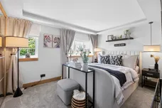 Hawthorn Avenue, Erskine
