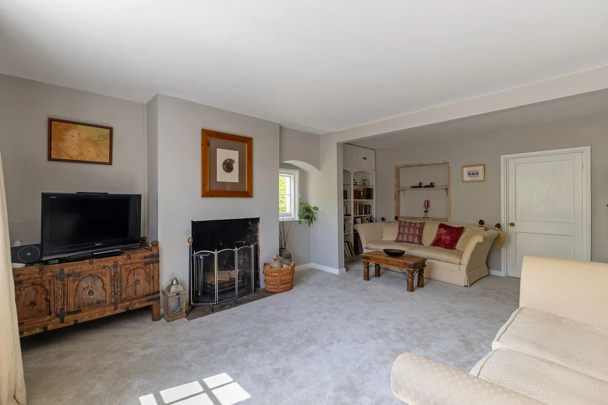 Middleton Road, Salisbury, SP5 photo 6