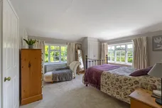 Middleton Road, Salisbury, SP5 photo 8