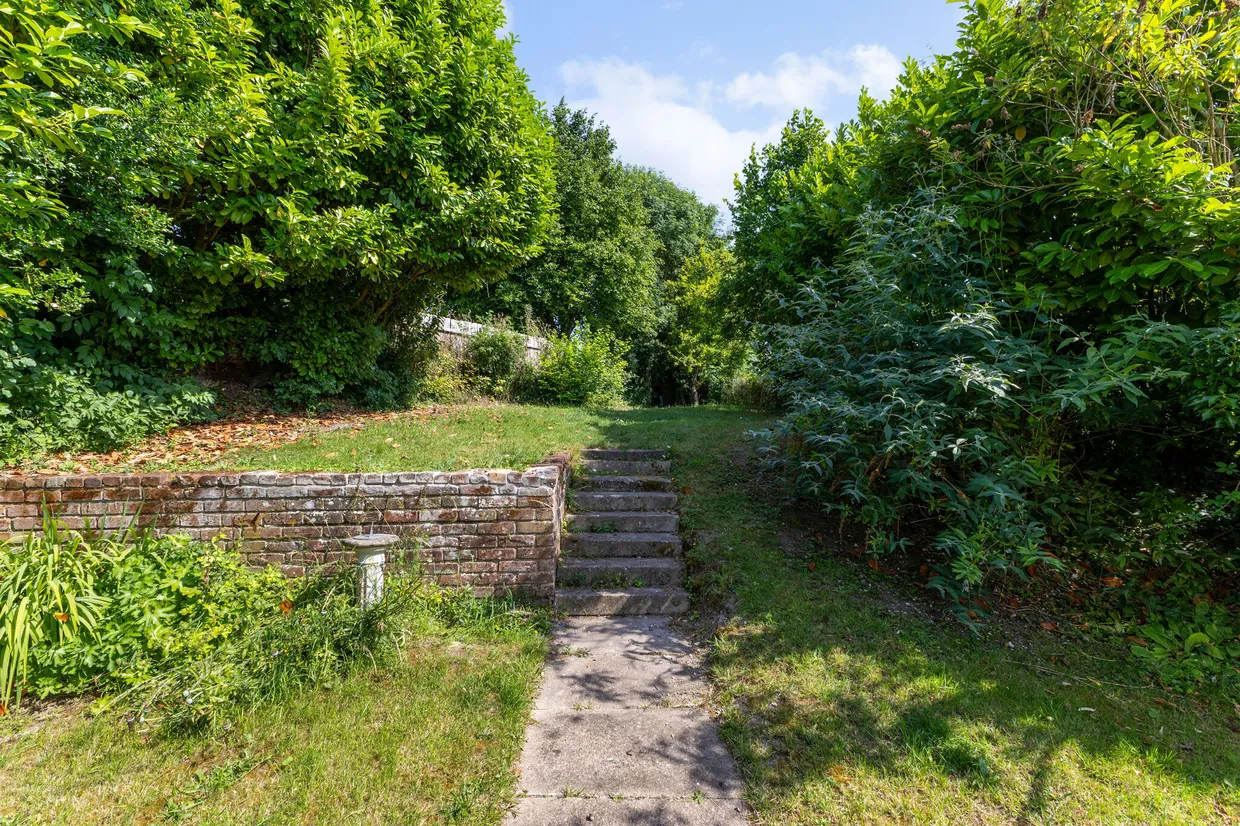 Middleton Road, Salisbury, SP5 photo 15