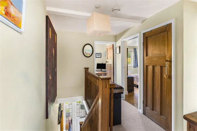 Property carousel image 12