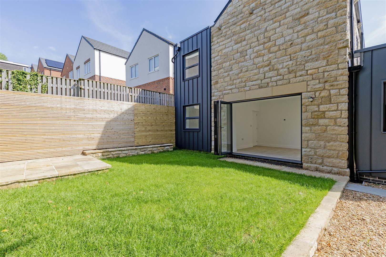Barlow House, Fairbarn Road, Sheffield Image 36