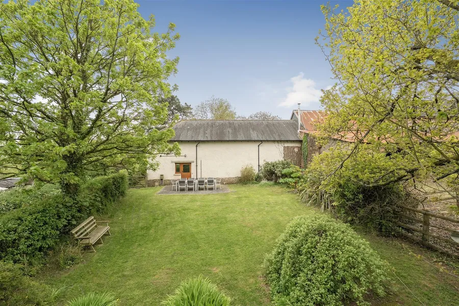Property Image 16
