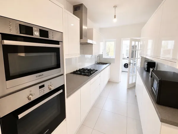 Mayesbrook Road, Dagenham, RM8 2EA
