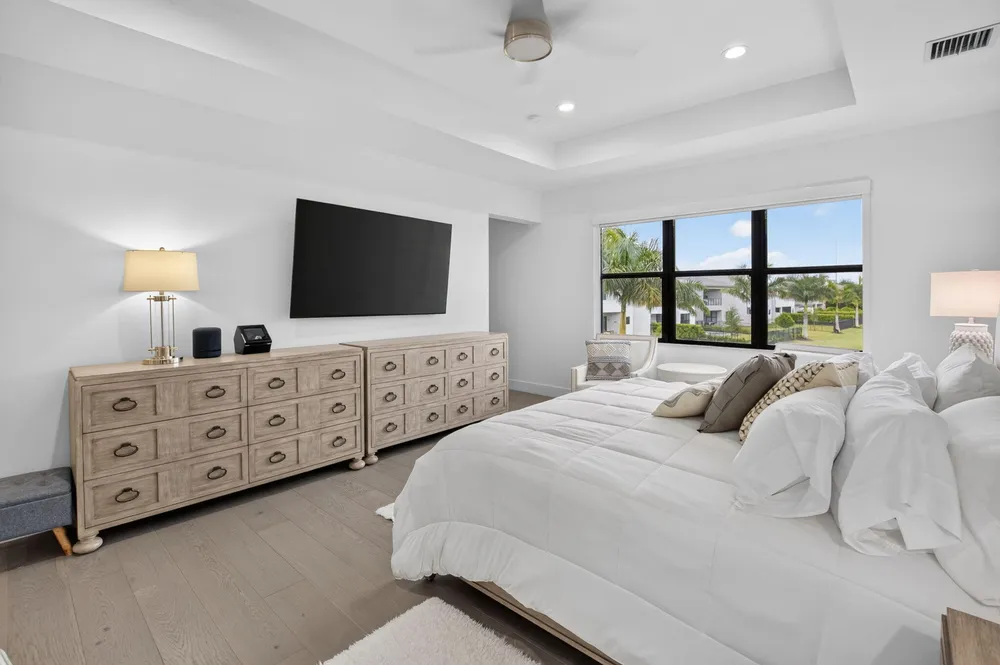 20056 Boca West Dr, Boca Raton, FL 33434