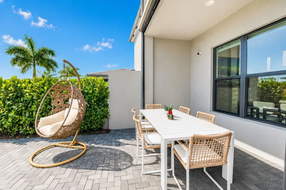 20056 Boca West Dr, Boca Raton, FL 33434