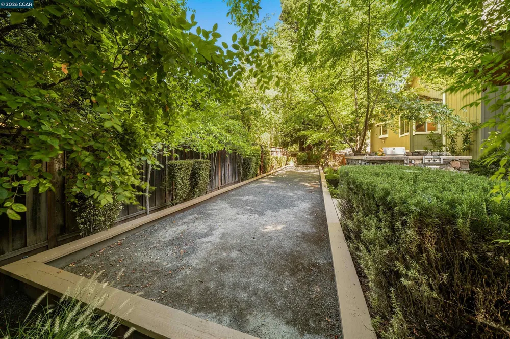 210 Still Creek Rd, Danville, CA 94506