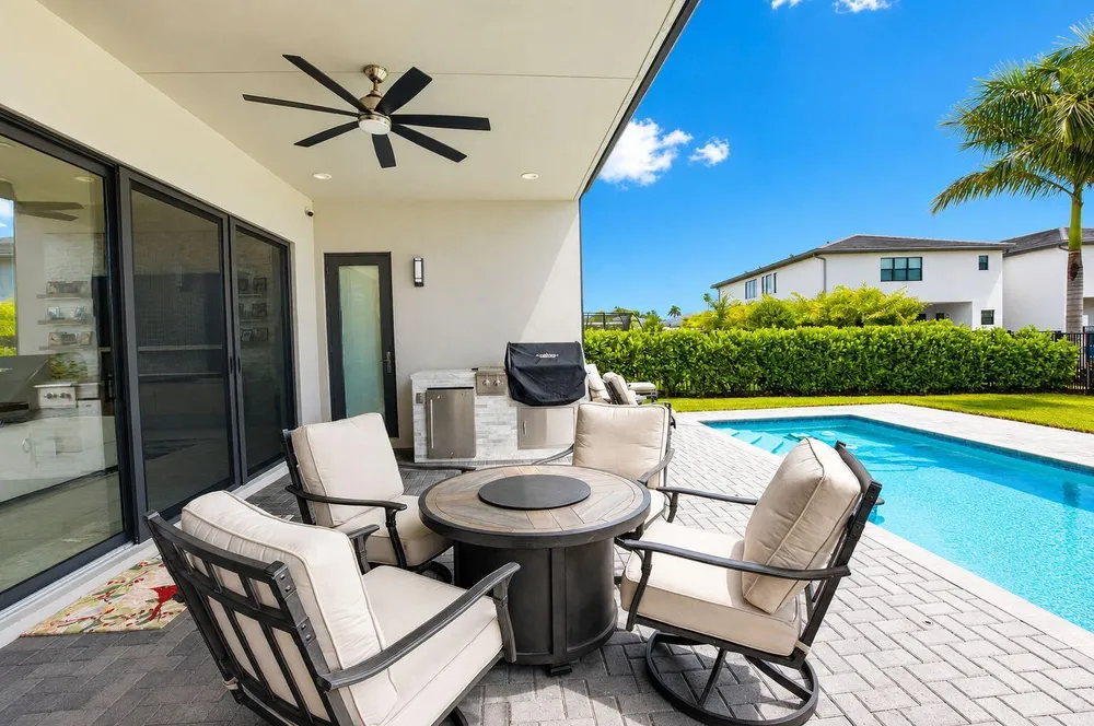 20056 Boca West Dr, Boca Raton, FL 33434
