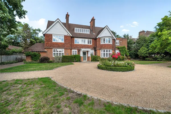 Pines Road, Bromley, BR1