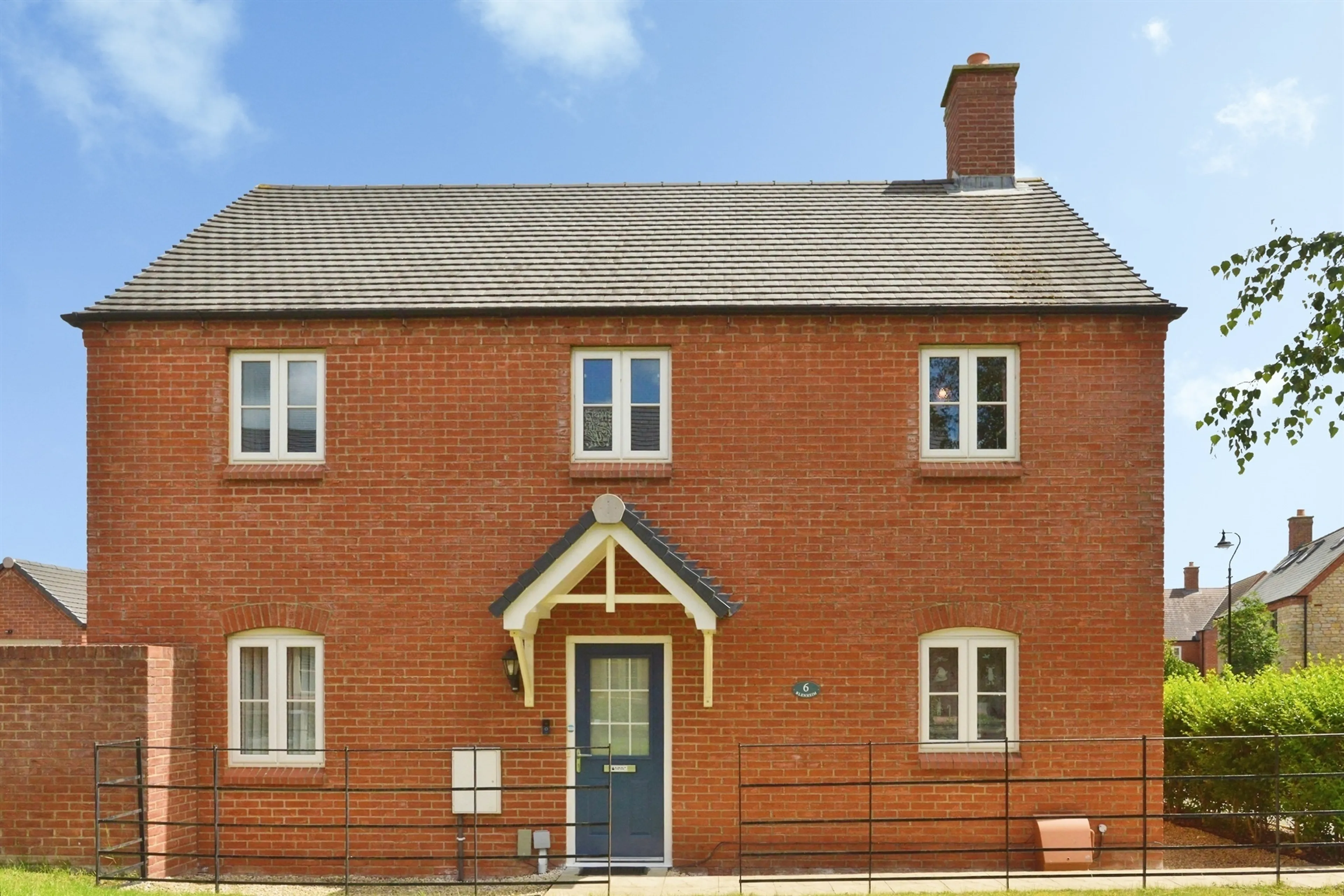 Property photo 0