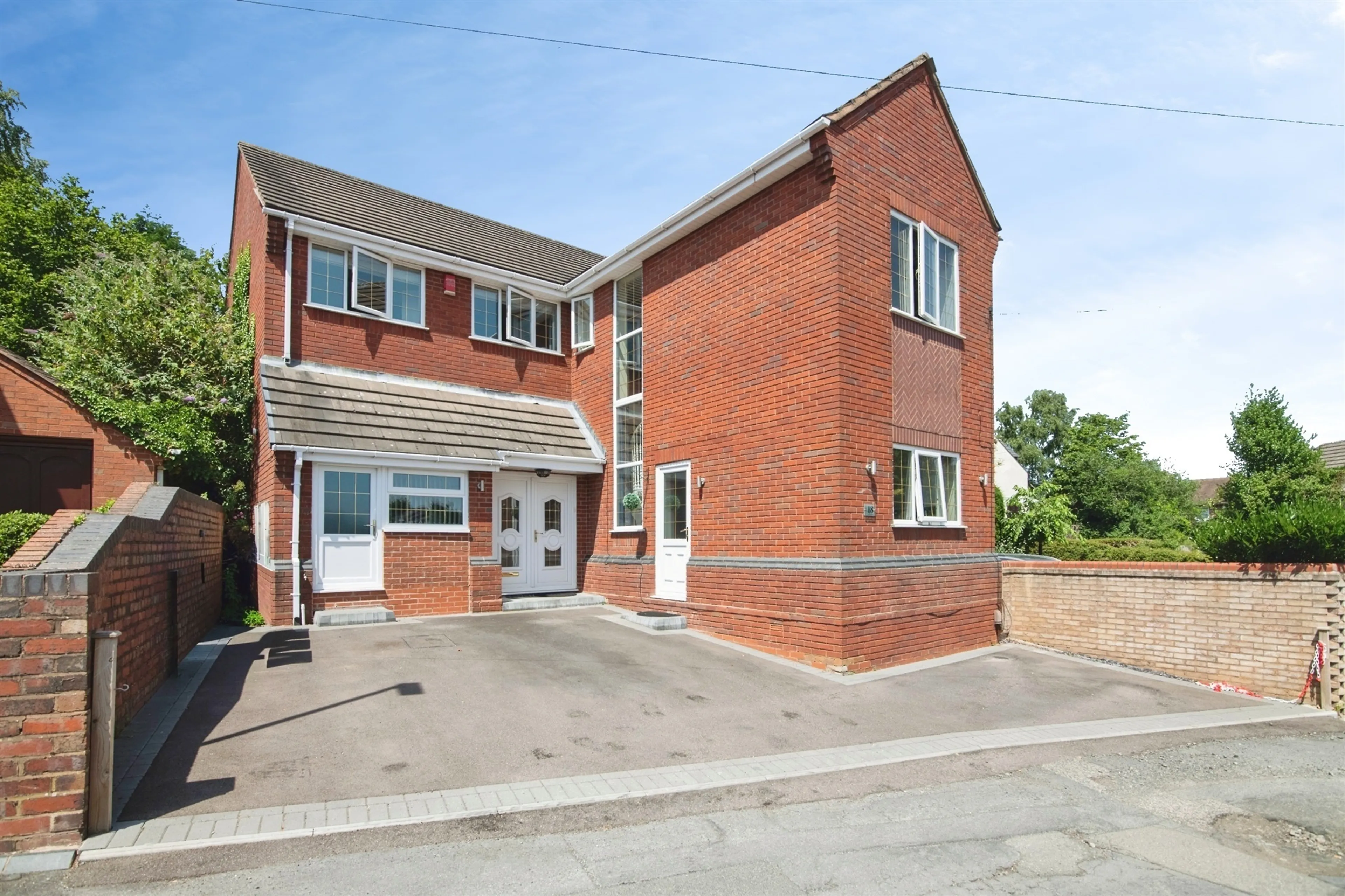 Property photo 0