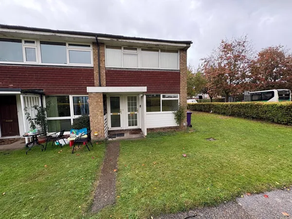 Longfield Court, SG6