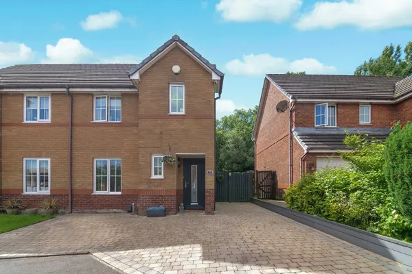 Dun Cann, Erskine, Renfrewshire, PA8