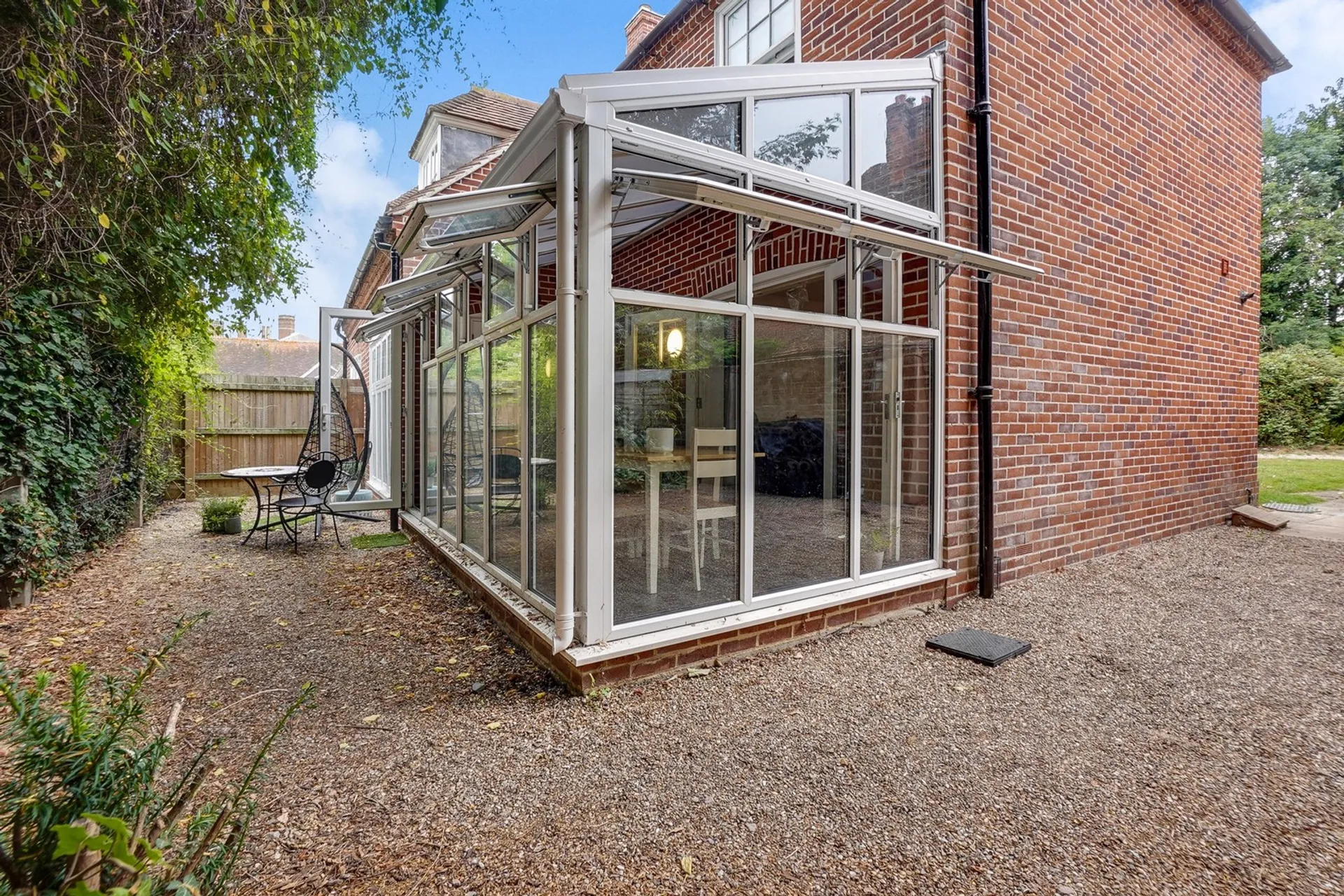 Property photo top 2