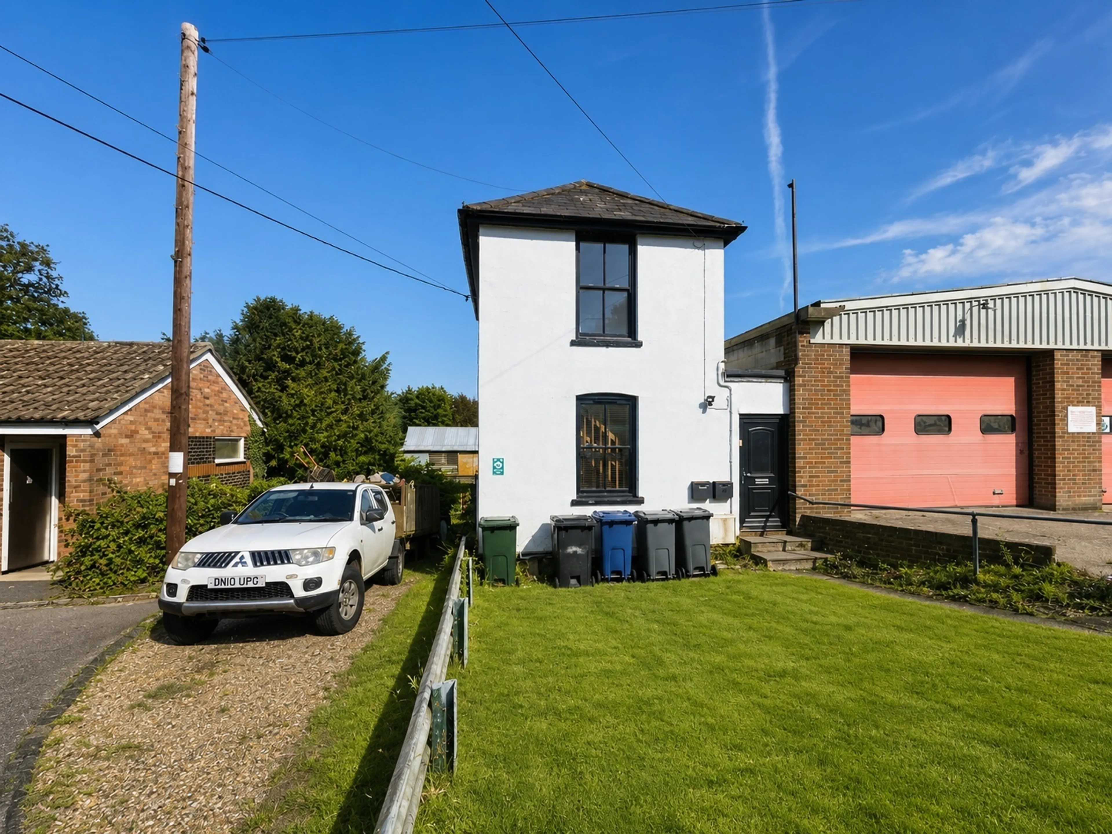 Property photo 0
