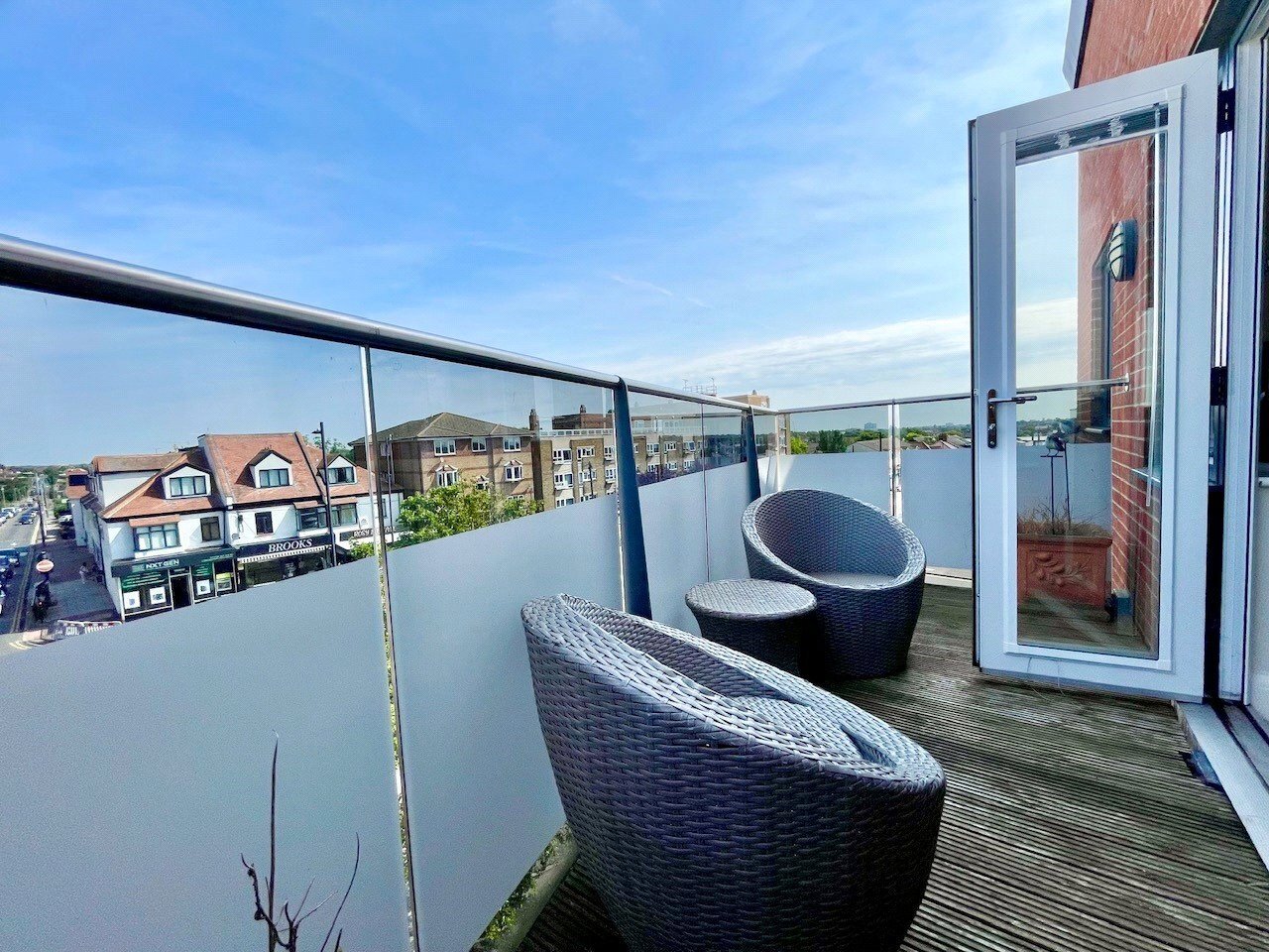 Cranleigh Drive, Leigh-on-Sea, Essex, SS9 Image 3