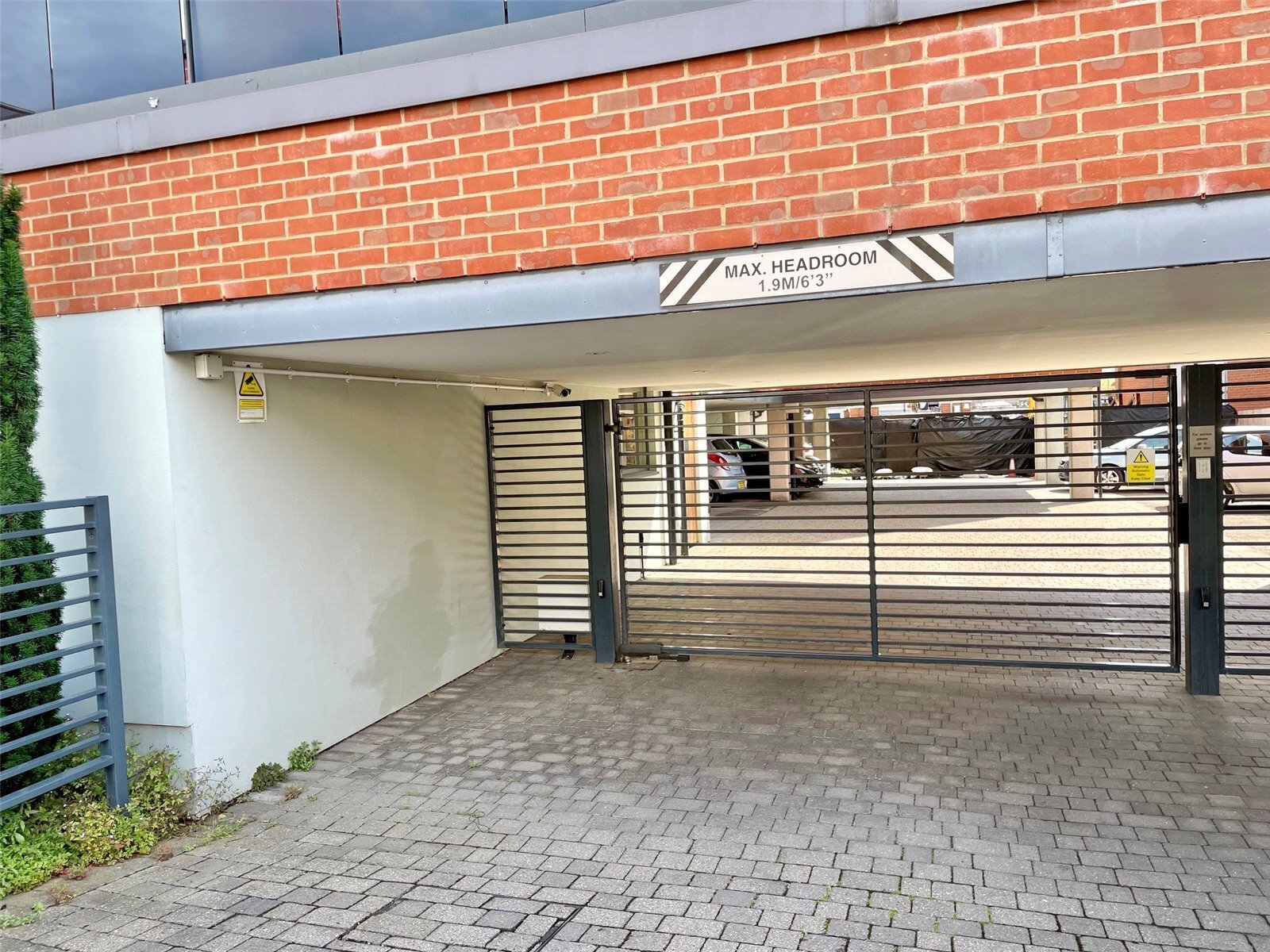 Cranleigh Drive, Leigh-on-Sea, Essex, SS9 Image 12