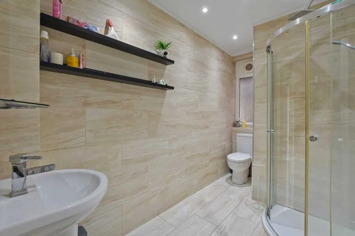 Braemar Avenue, London, NW10