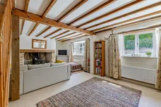 Nr. Ampney Crucis, Cirencester, GL7 photo 3