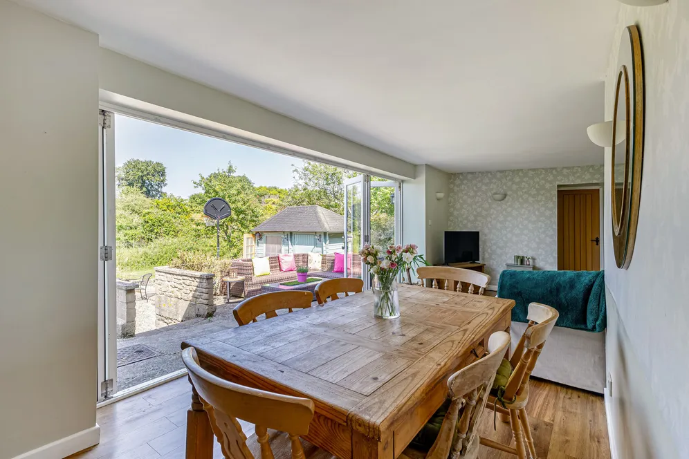 Nr. Ampney Crucis, Cirencester, GL7 photo 7