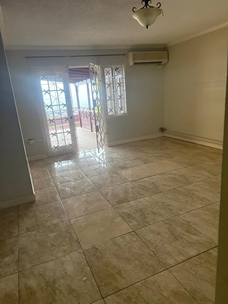 LANTANA Kingston  St. Andrew