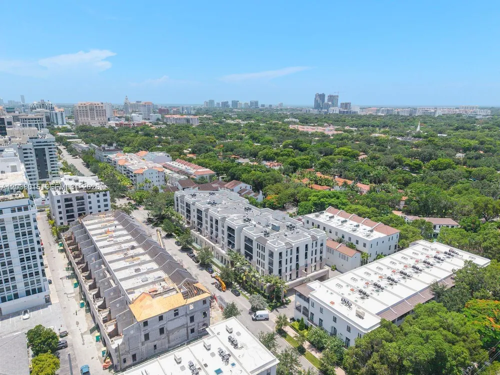 718 Valencia Ave, Coral Gables, FL 33134