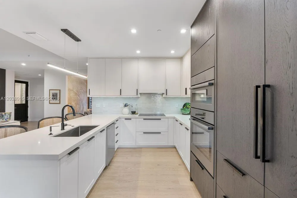 718 Valencia Ave, Coral Gables, FL 33134