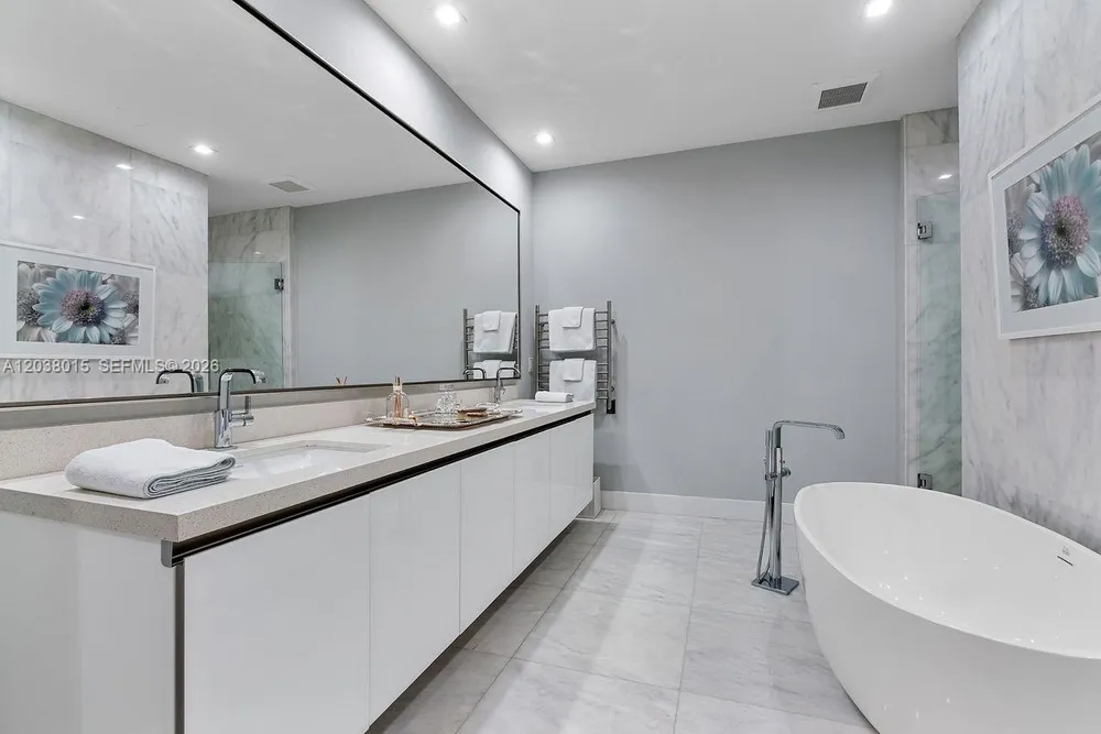 718 Valencia Ave, Coral Gables, FL 33134