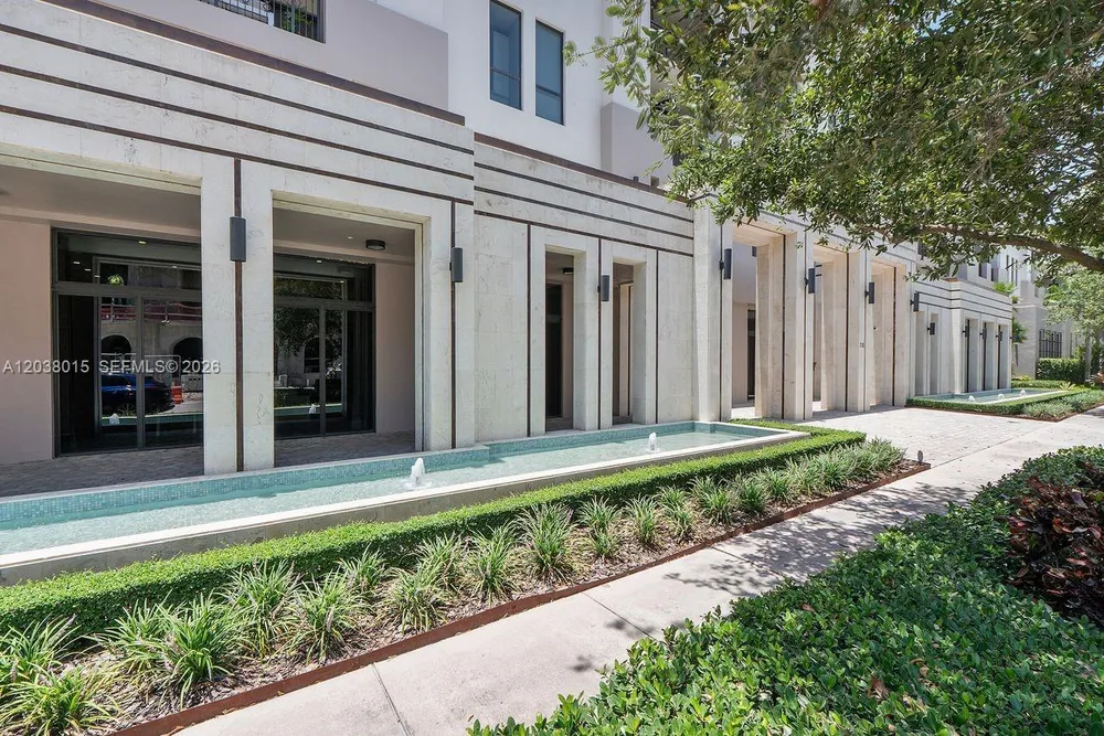 718 Valencia Ave, Coral Gables, FL 33134