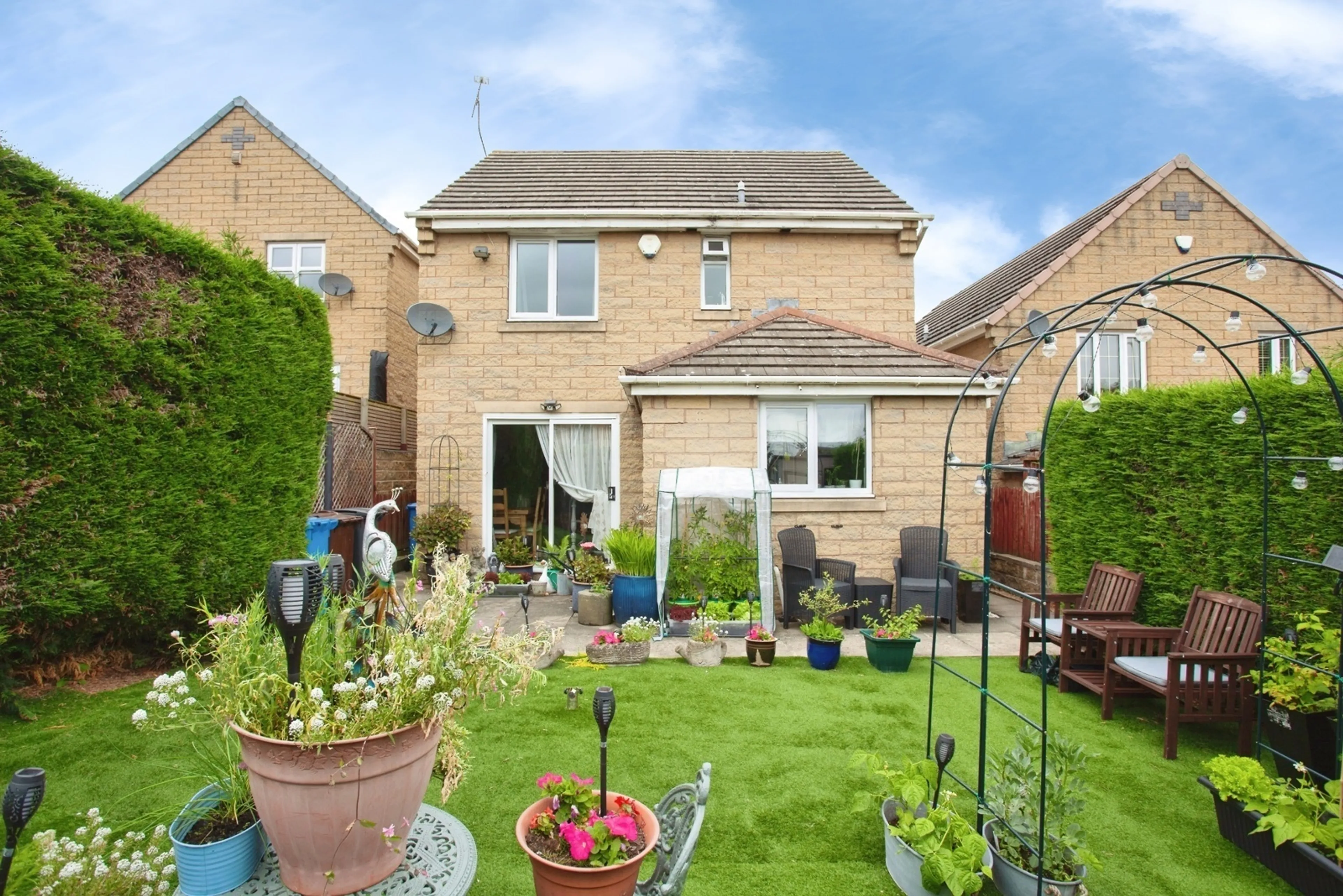 Property photo 0