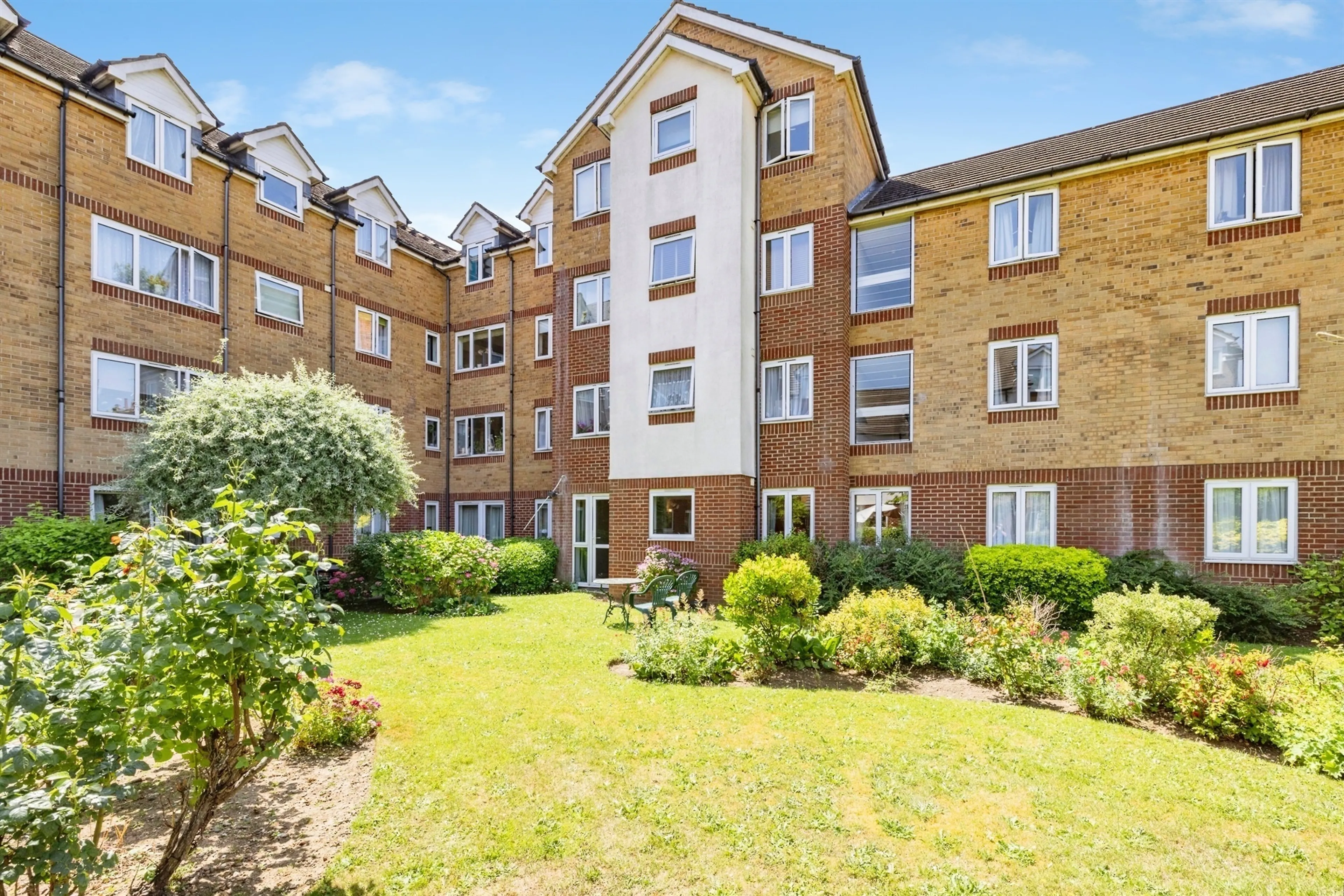Property photo 0