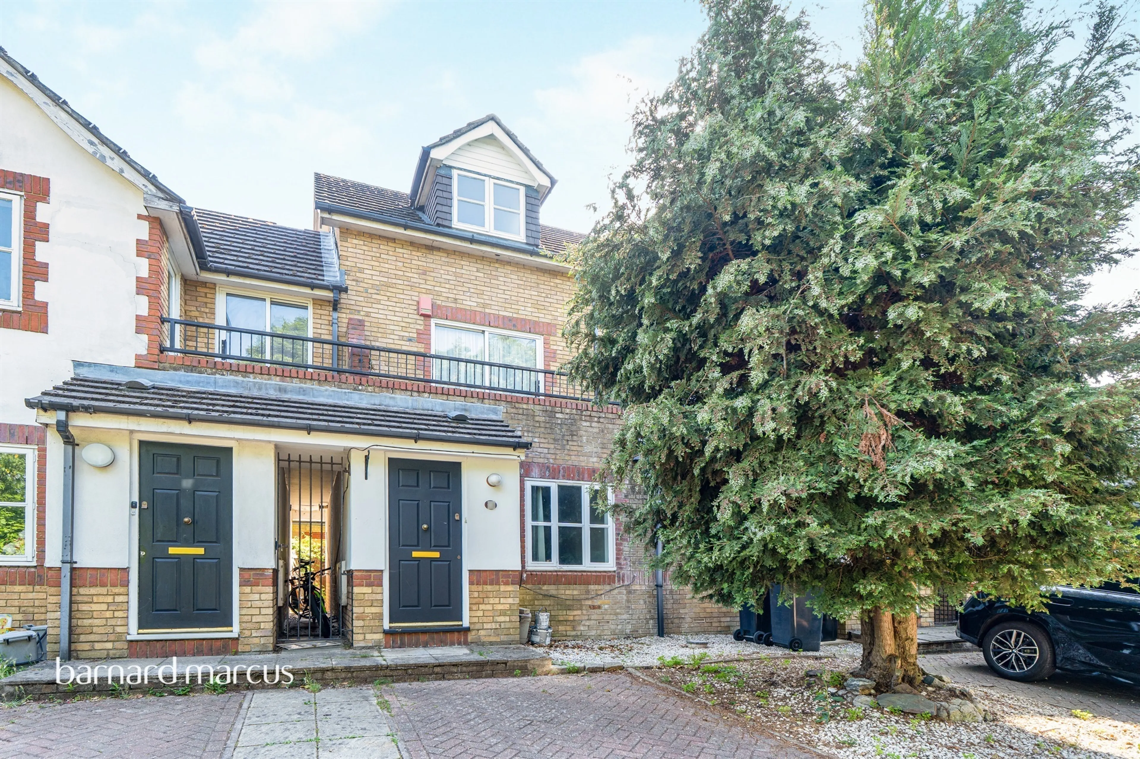 Property at Amblecote Meadows, London