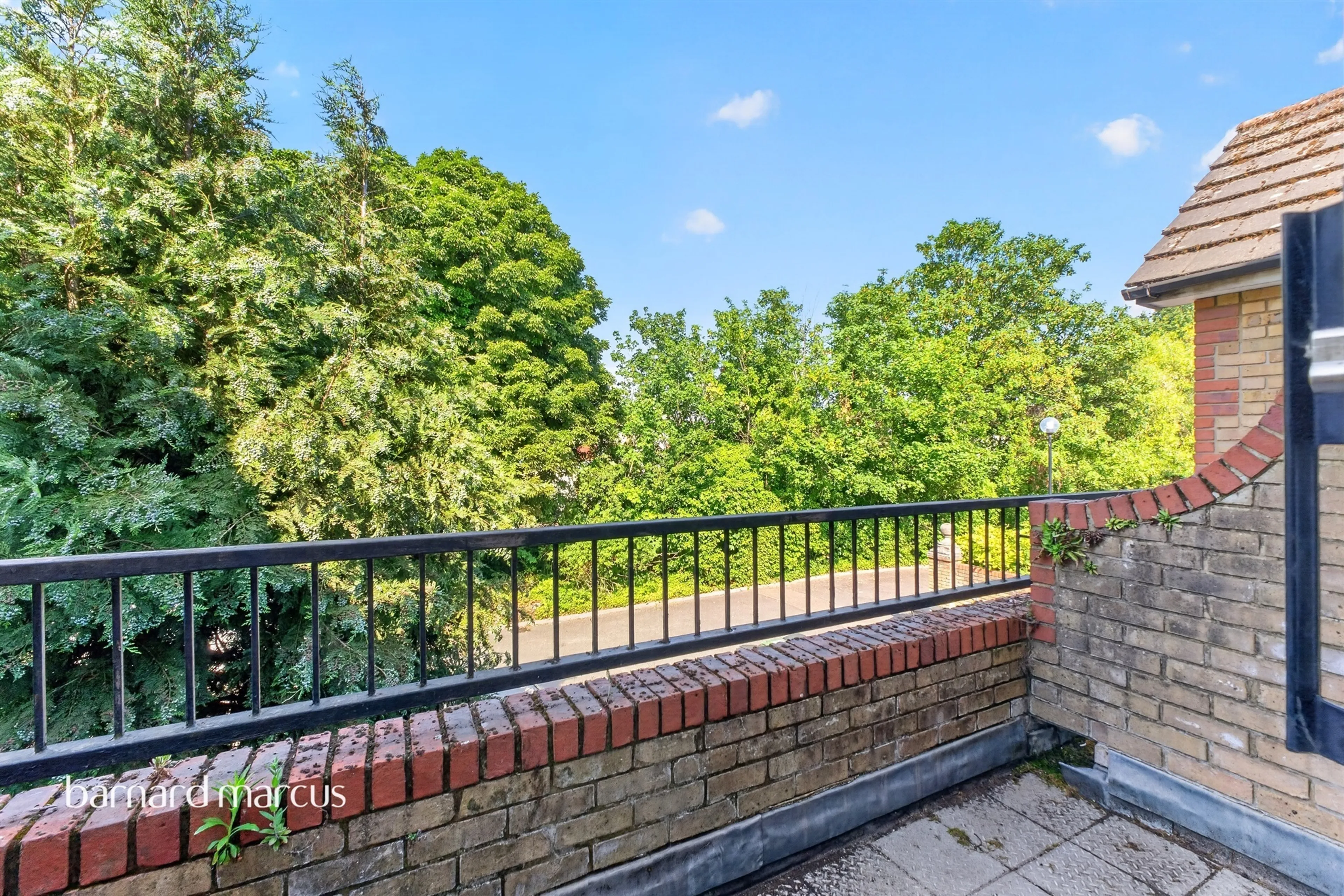 Property at Amblecote Meadows, London