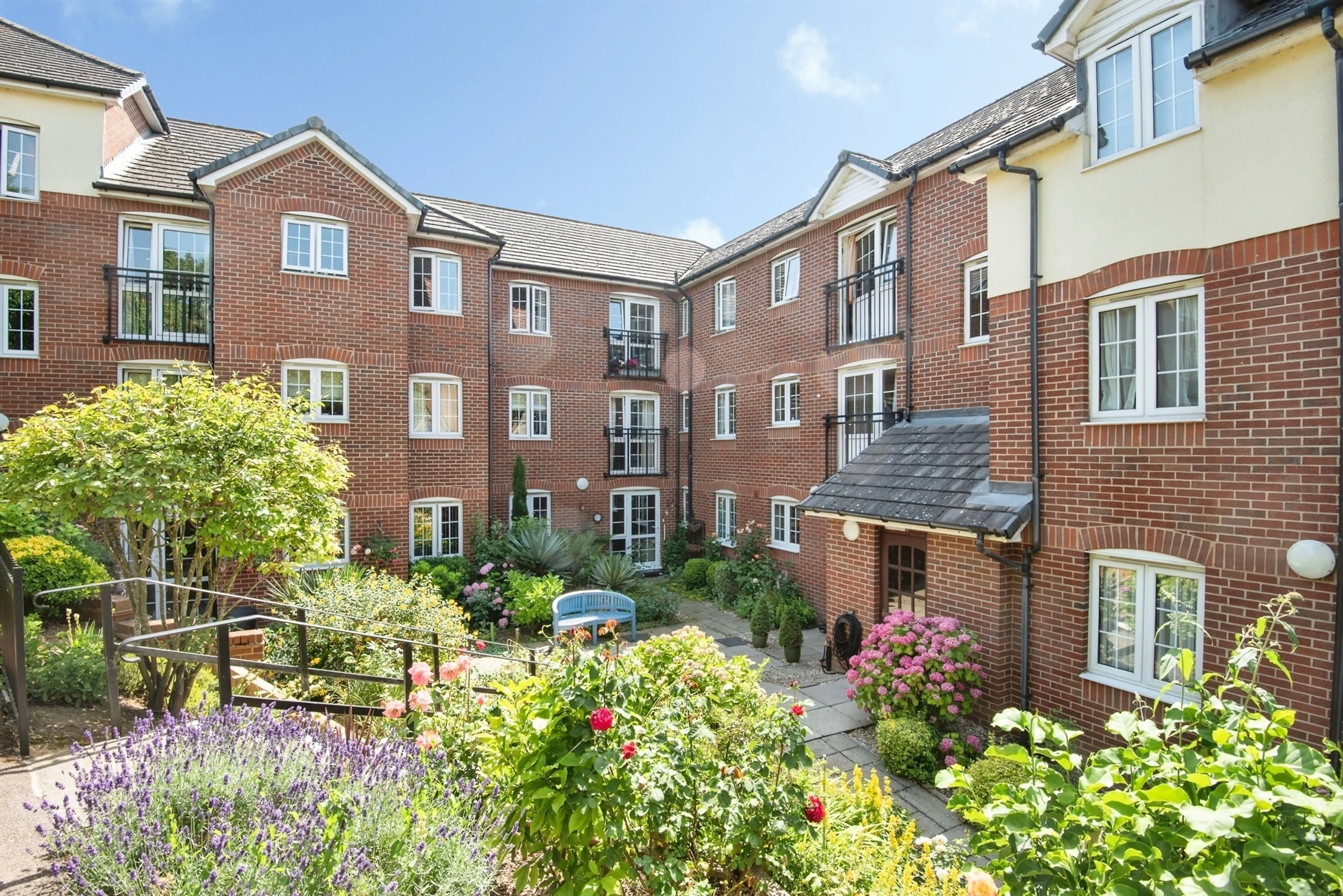 Property photo 0