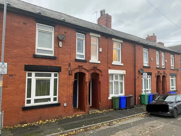 Polygon Avenue, Manchester, M13